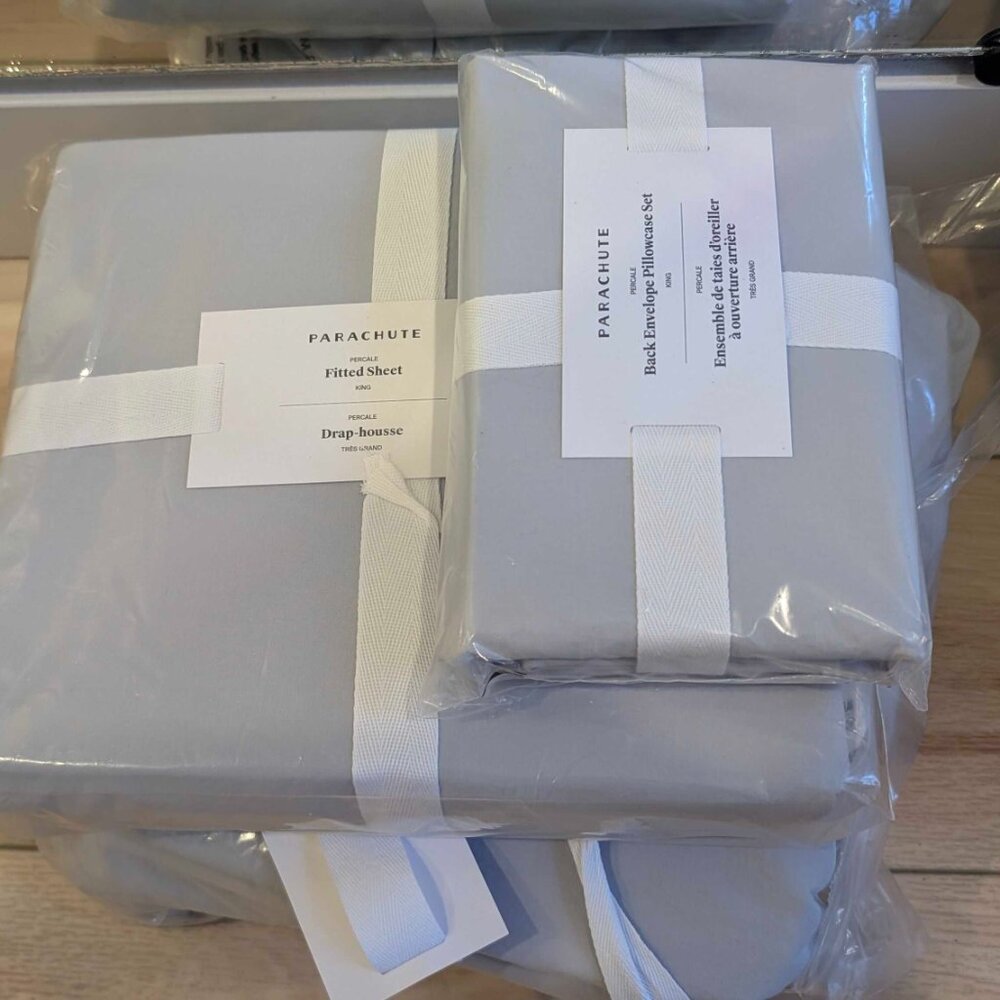 NWT Parachute Percale Light Grey King Duvet Set